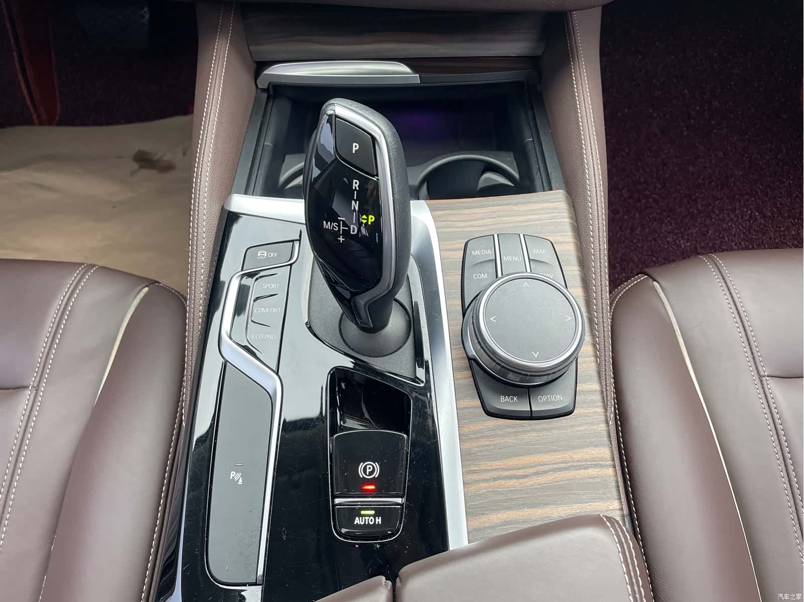 BMW 5 Series, 2019 14