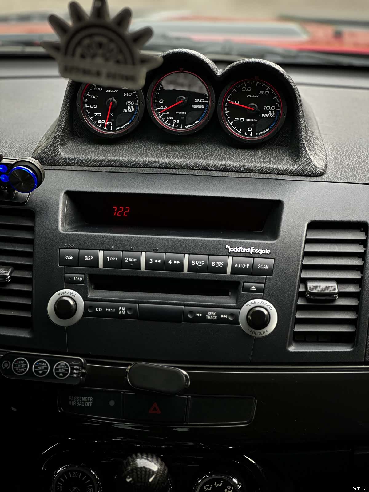 Mitsubishi LANCER, 2011 все фото