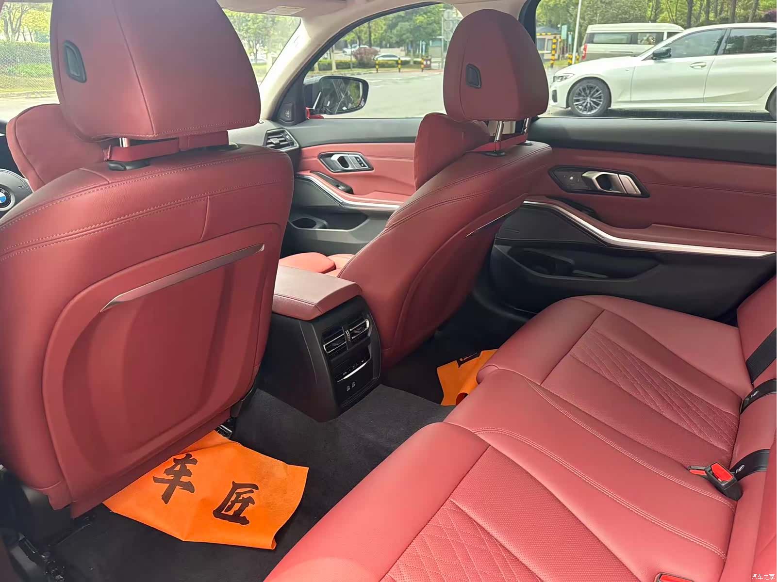 BMW 3 Series, 2024 7
