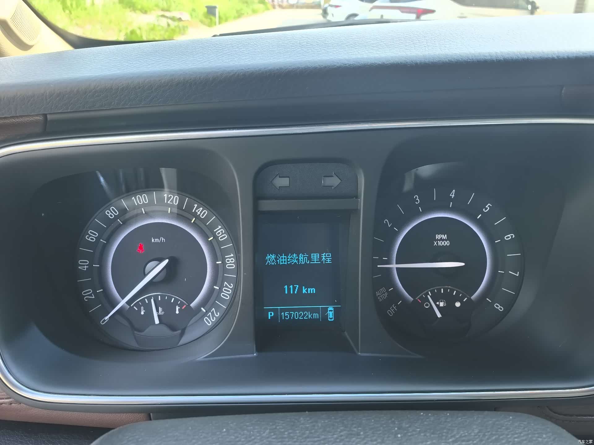 Buick GL8, 2019 13