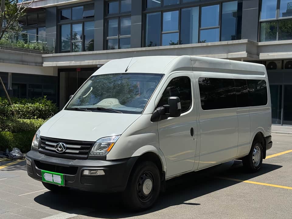 MAXUS Xintu V80