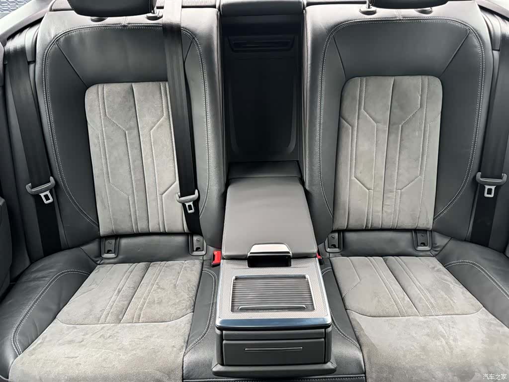Audi A6L, 2021 16