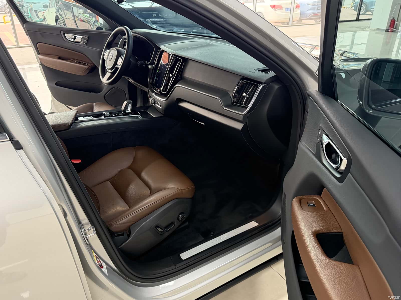 Volvo XC60, 2021 7