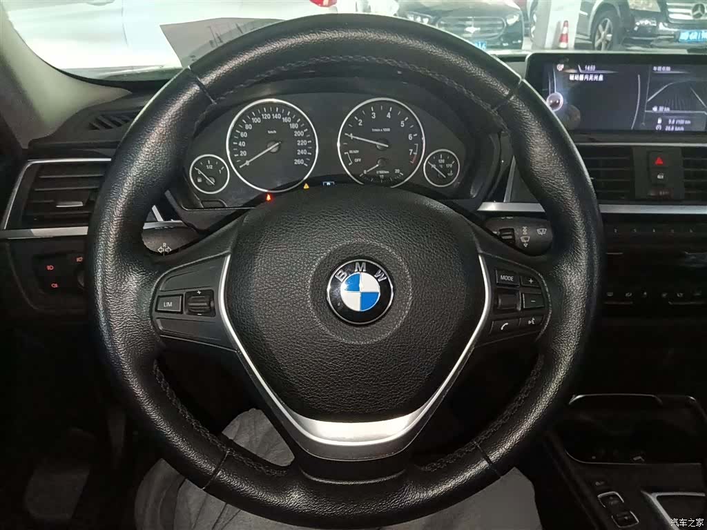 BMW 3 Series, 2016 11