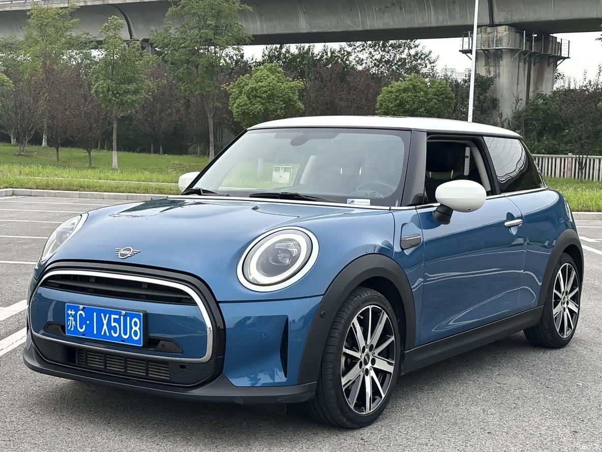Mini Cooper, 2022 1