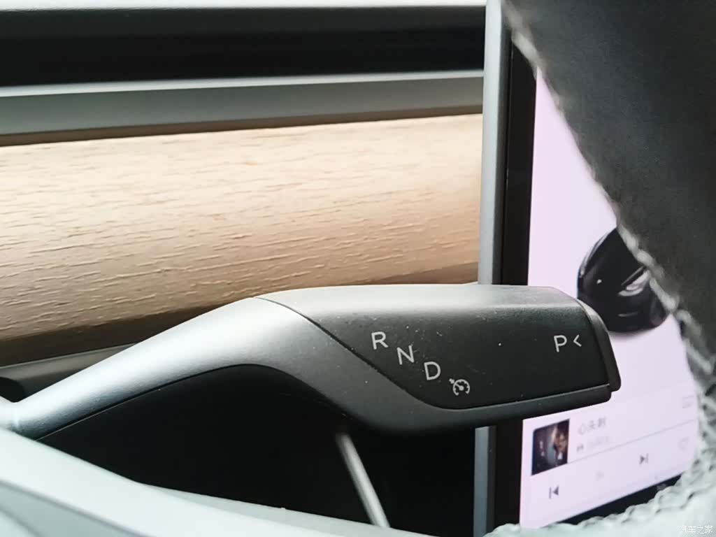 Tesla Model 3, 2020 14