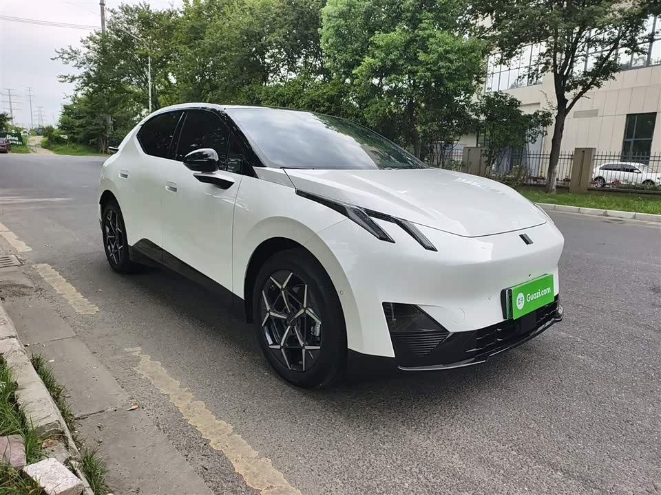 Lynk & Co Z20 Lynk & Co Z20