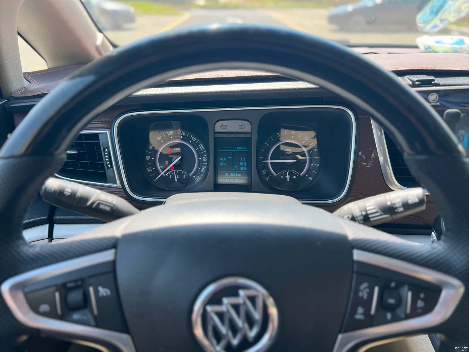 Buick GL8, 2019 15