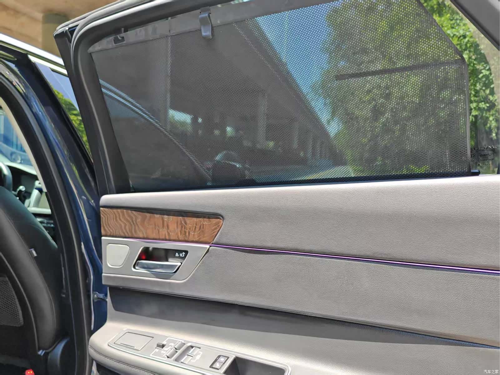 Land Rover XFL, 2018 16