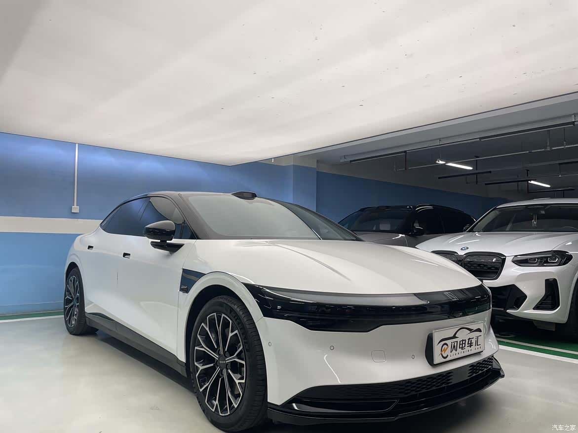 Zeekr 007, 2025 3