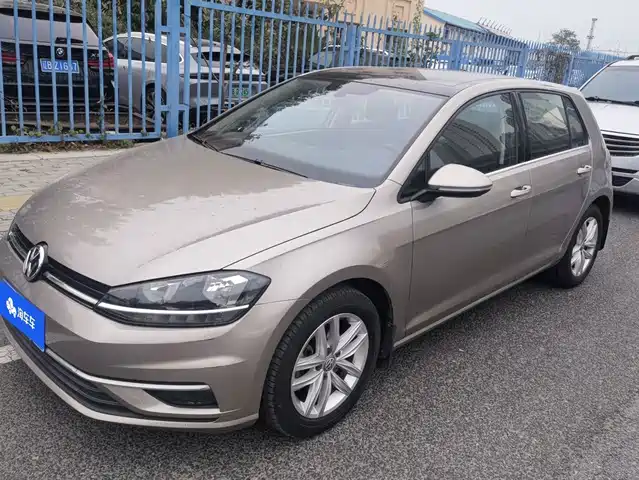 Volkswagen Golf 2019 — купить из Китая под заказ