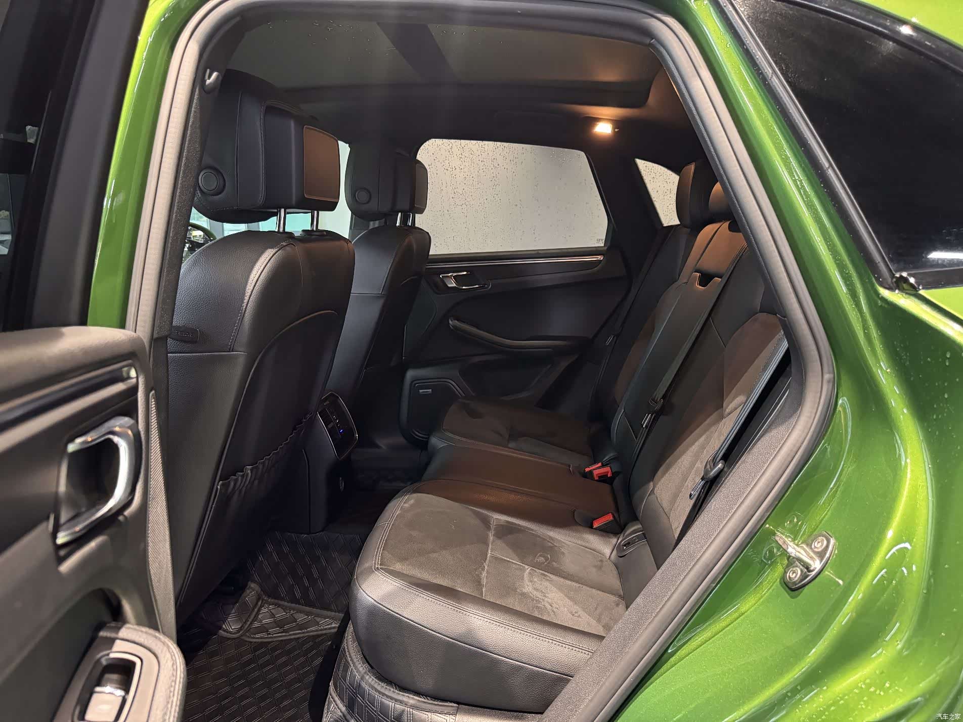 Porsche Macan, 2018 11