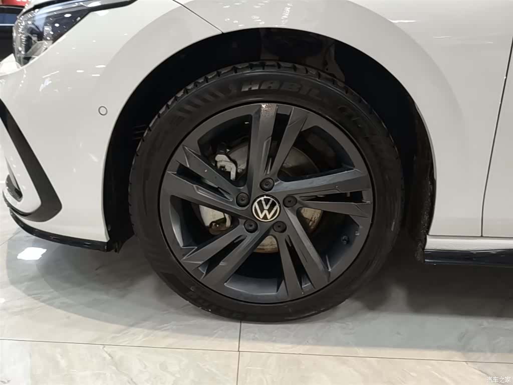 Volkswagen Golf, 2021 23