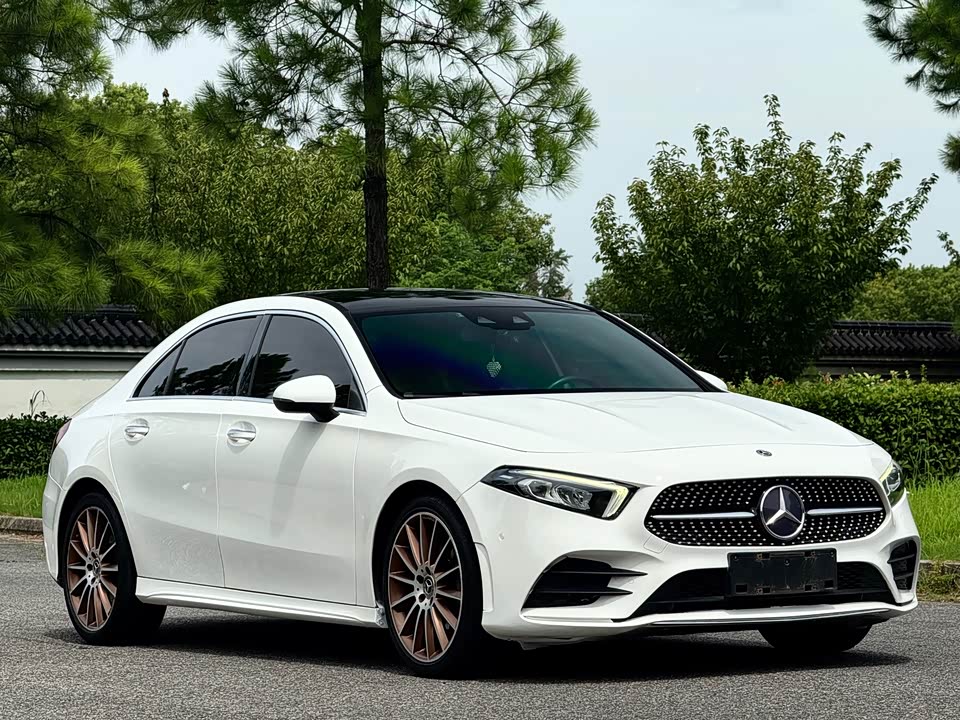 Mercedes-Benz Class A Mercedes-Benz Class A