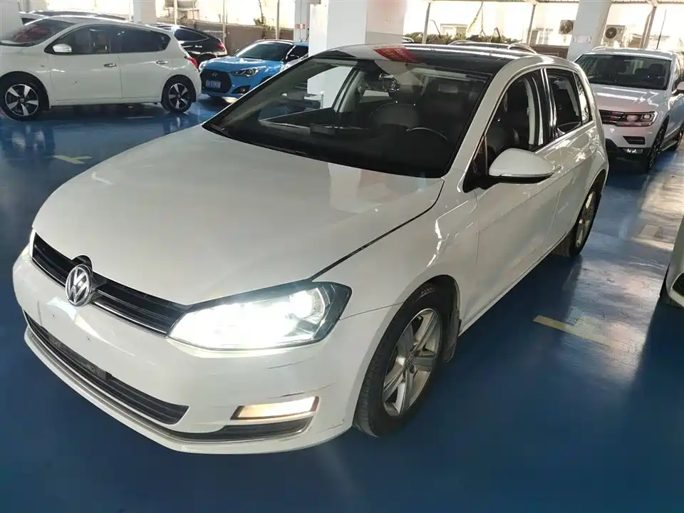 Volkswagen golf
