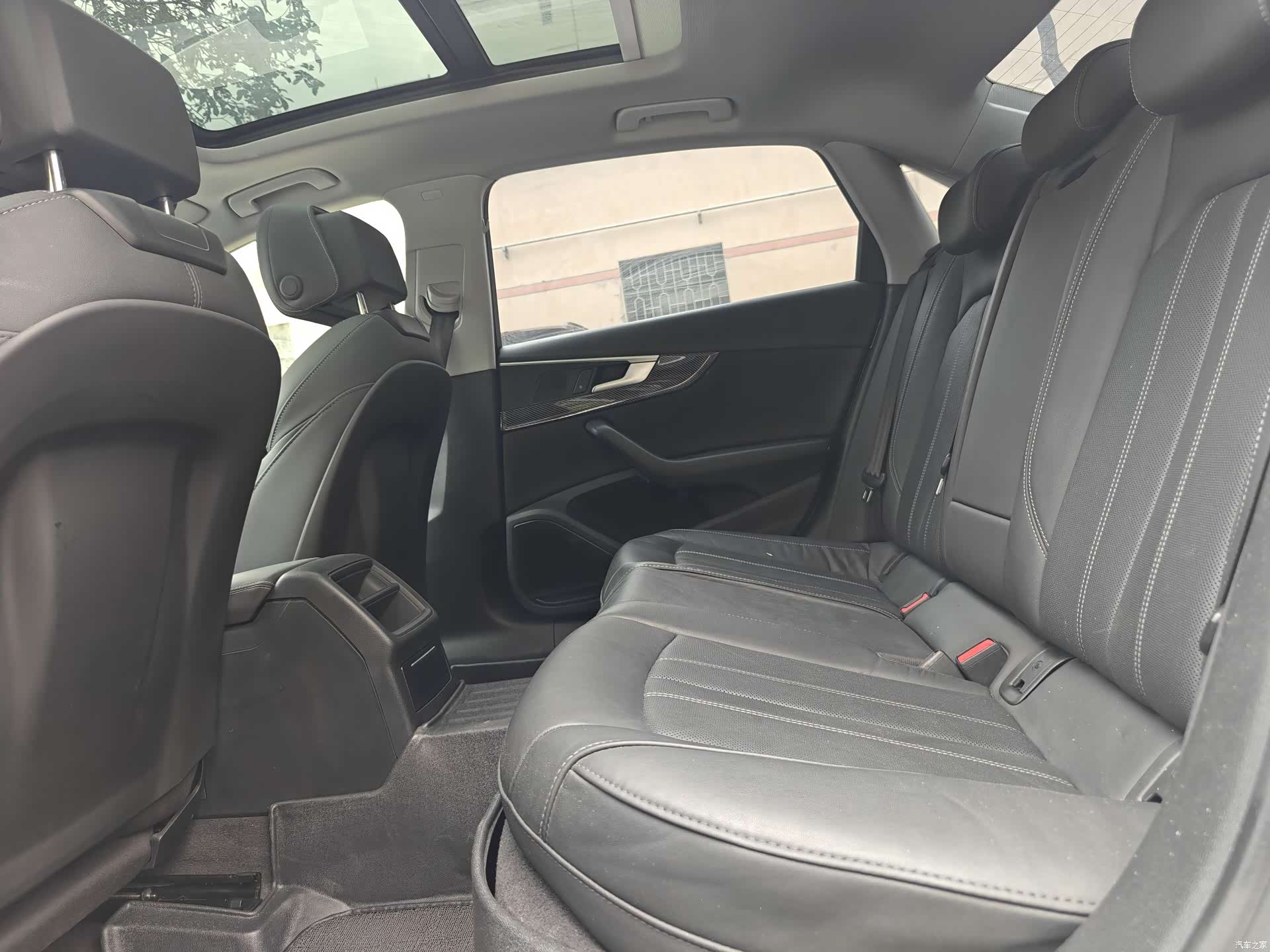 Audi A4L, 2021 8