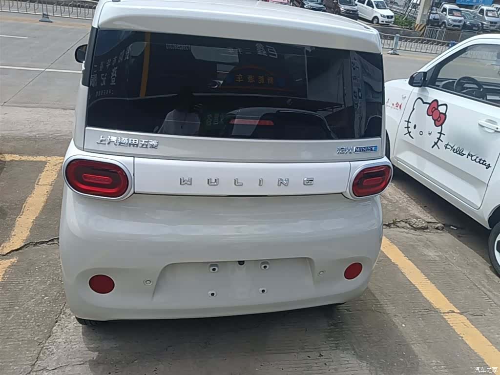 Wuling MINIEV, 2025 6
