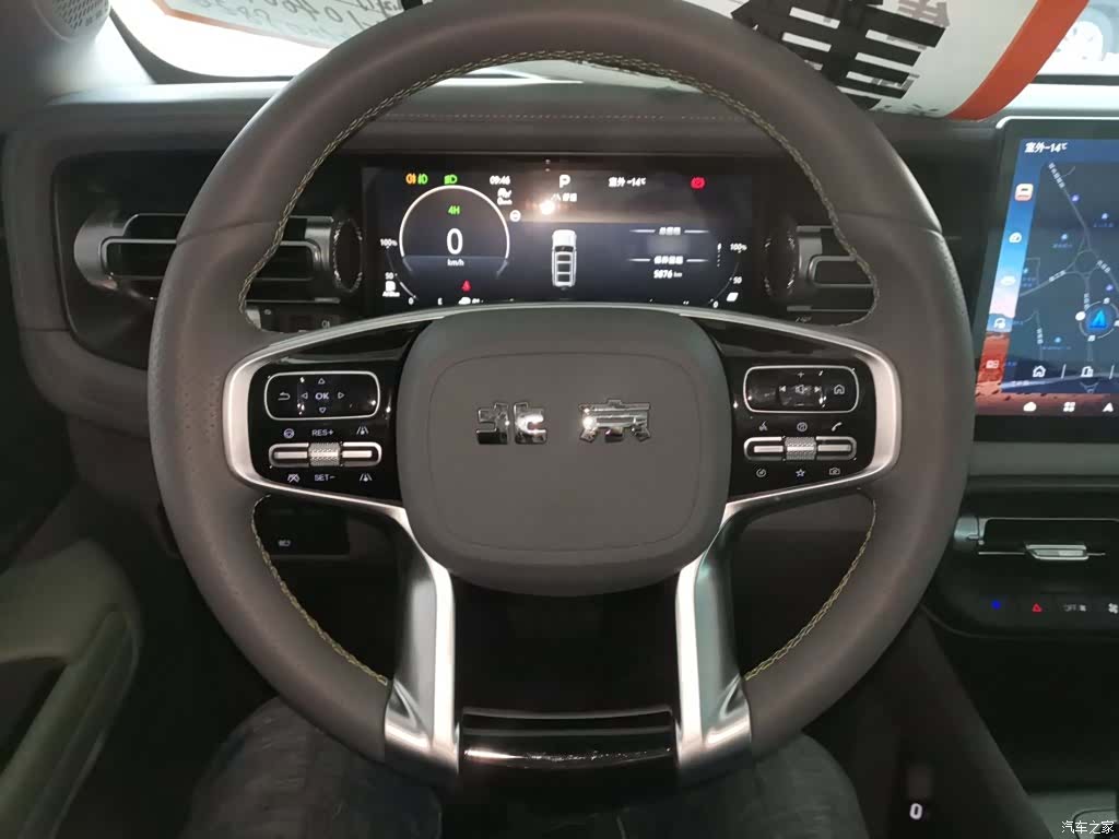 BAIC BJ40, 2025 11