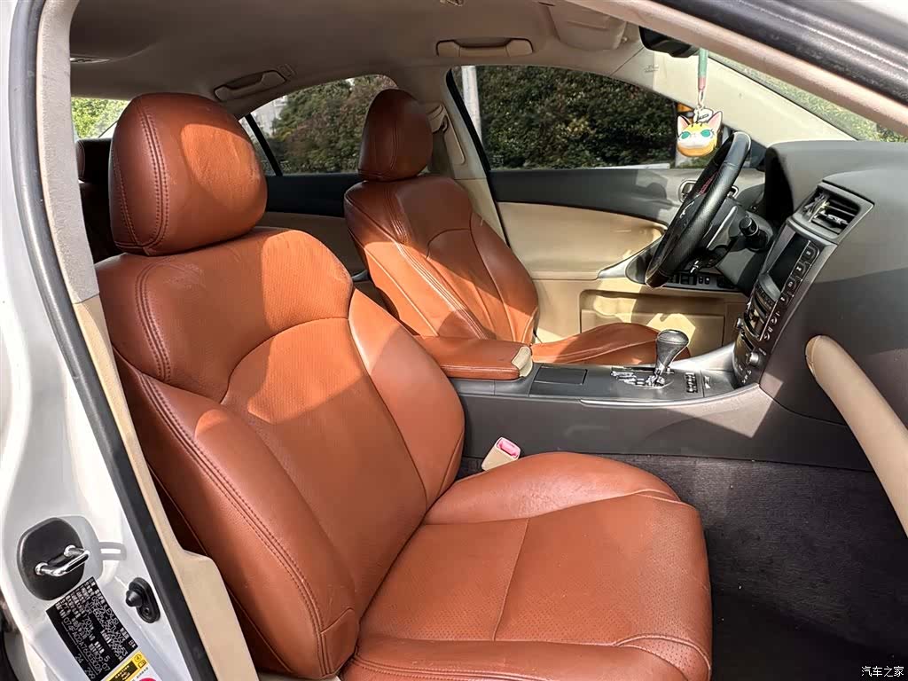 Lexus IS, 2009 15