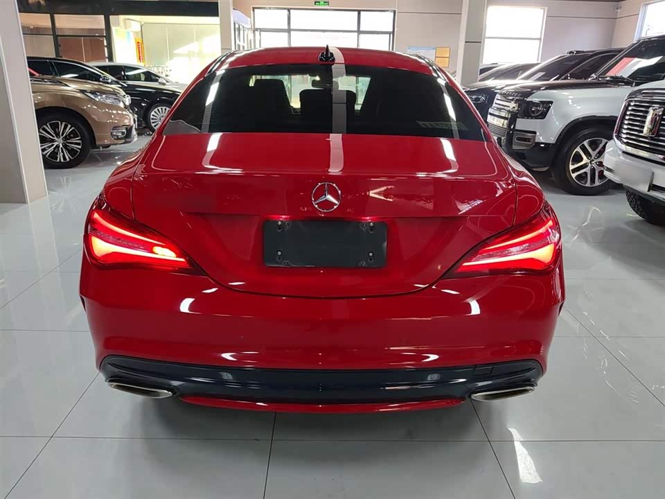 Mercedes-Benz CLA