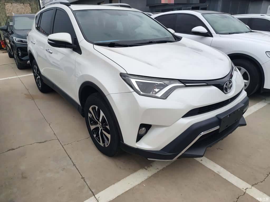 Toyota RAV4, 2018 4
