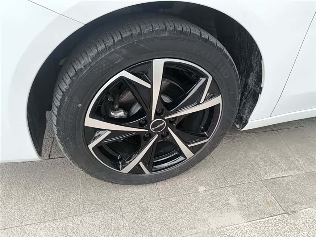 Roewe i5, 2024 23