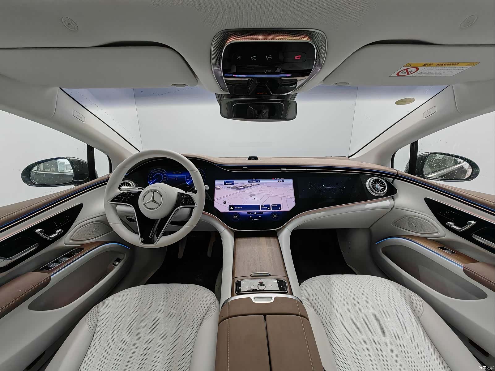 Mercedes-Benz EQS, 2025 10