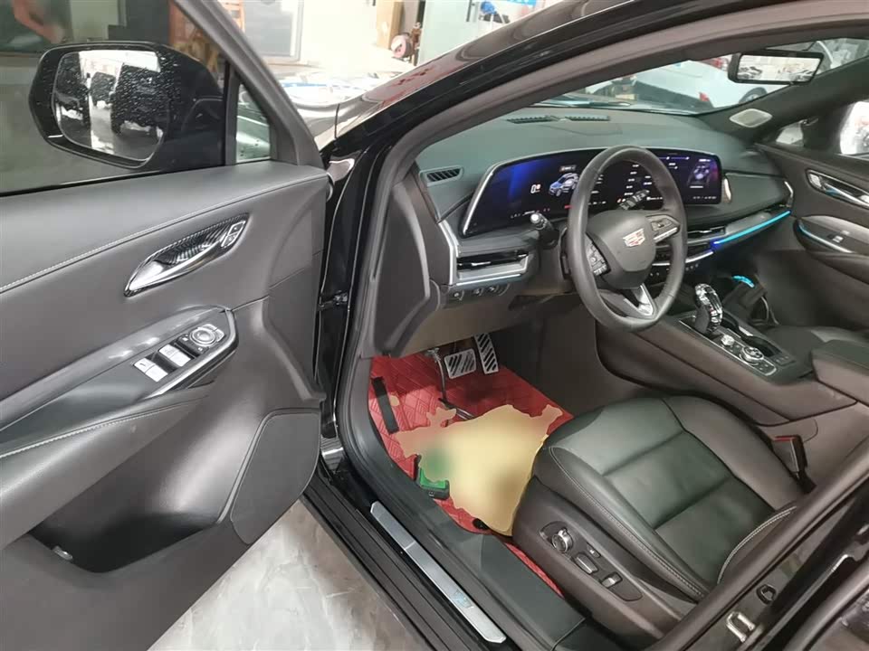 Cadillac XT4