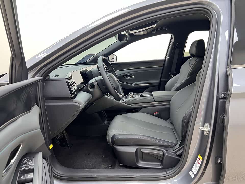 BYD Qin L