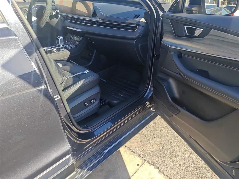 Chery Tiggo 8 PLUS Kunpeng e+