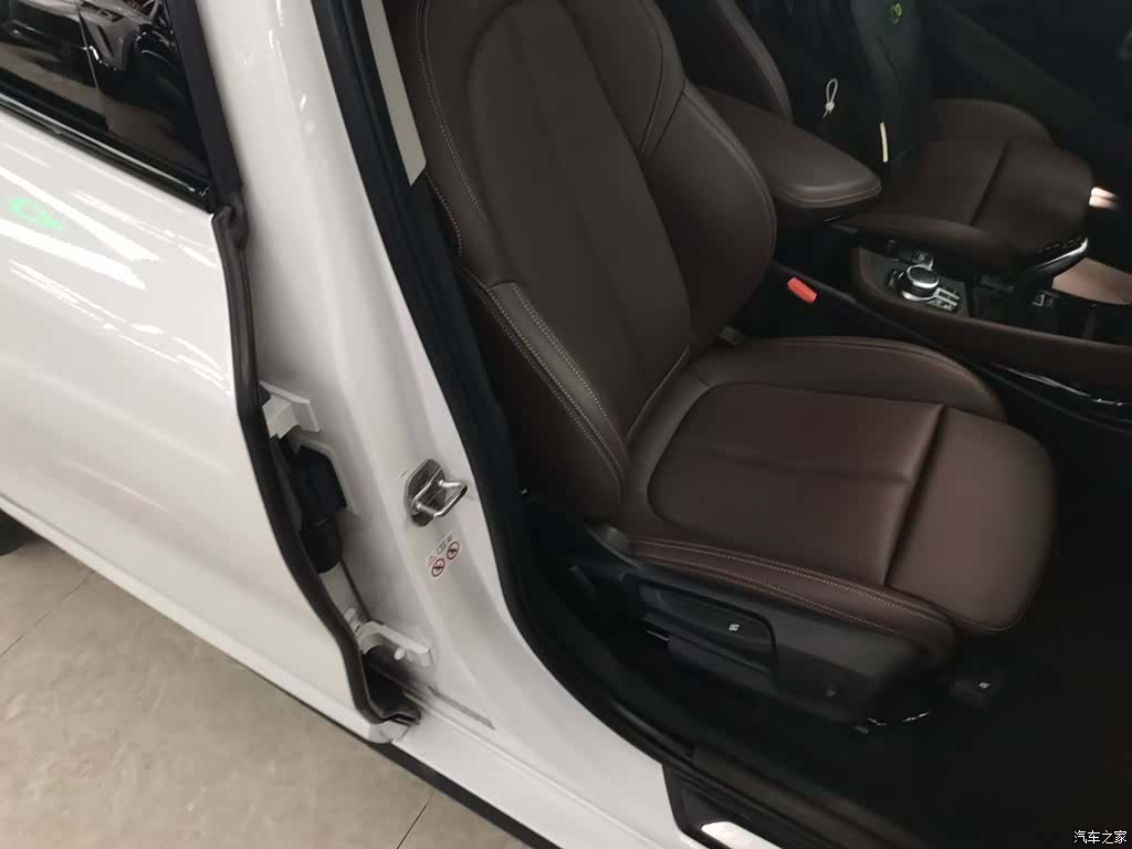 BMW X2, 2023 25