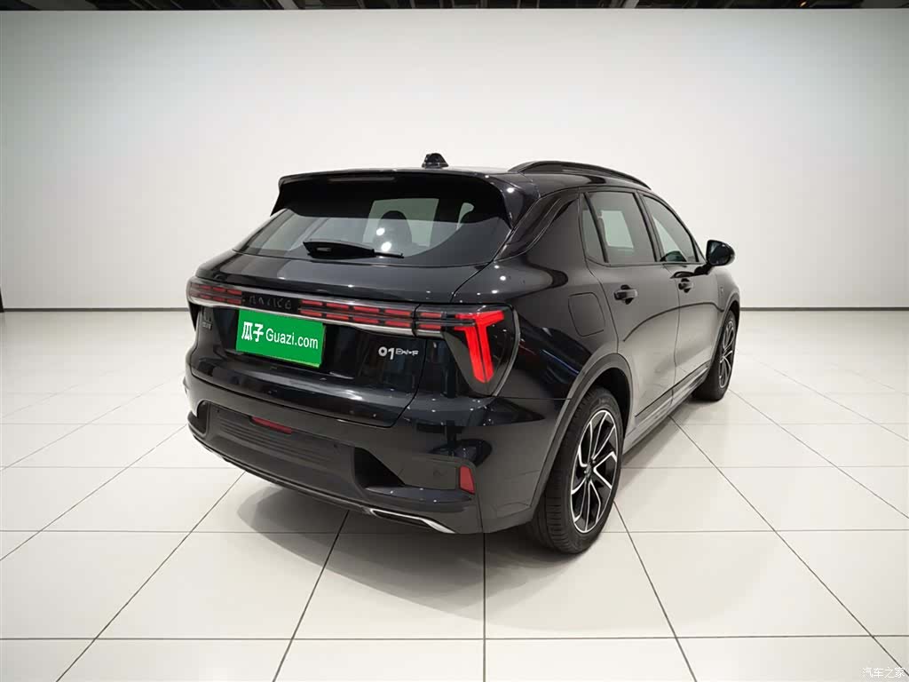 Lynk & Co 01, 2023 все фото