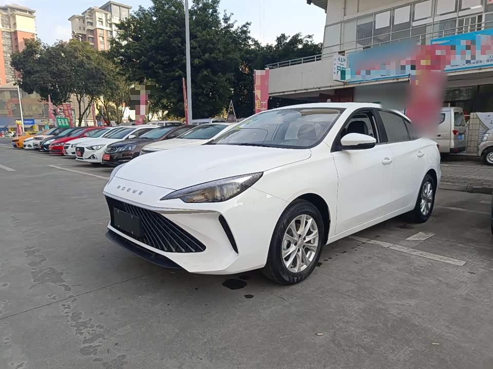 Roewe i5