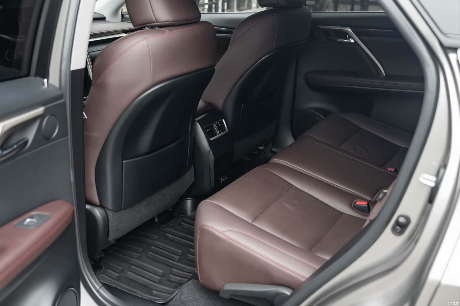 Lexus RX, 2021 16