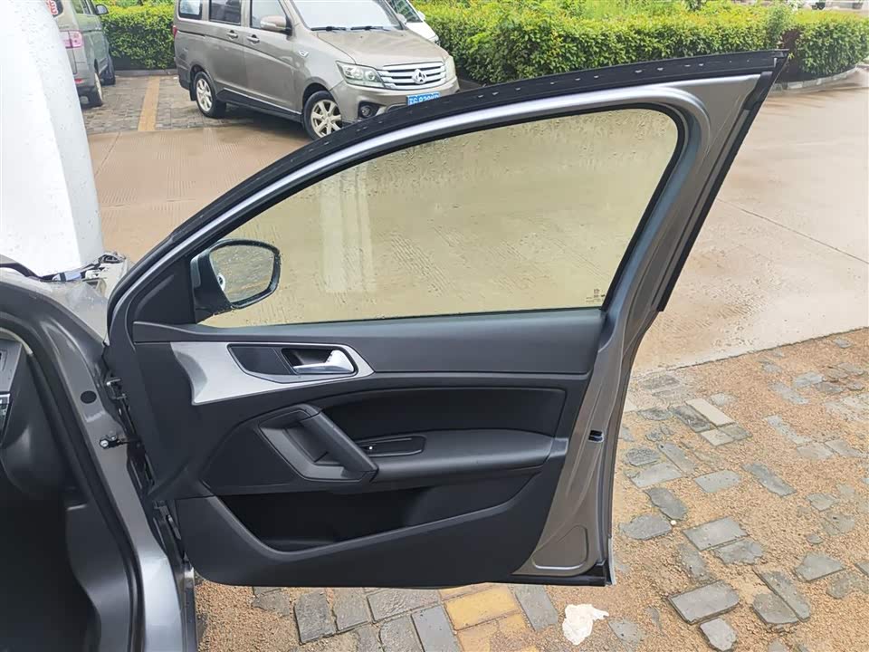 Peugeot 408 Peugeot 408