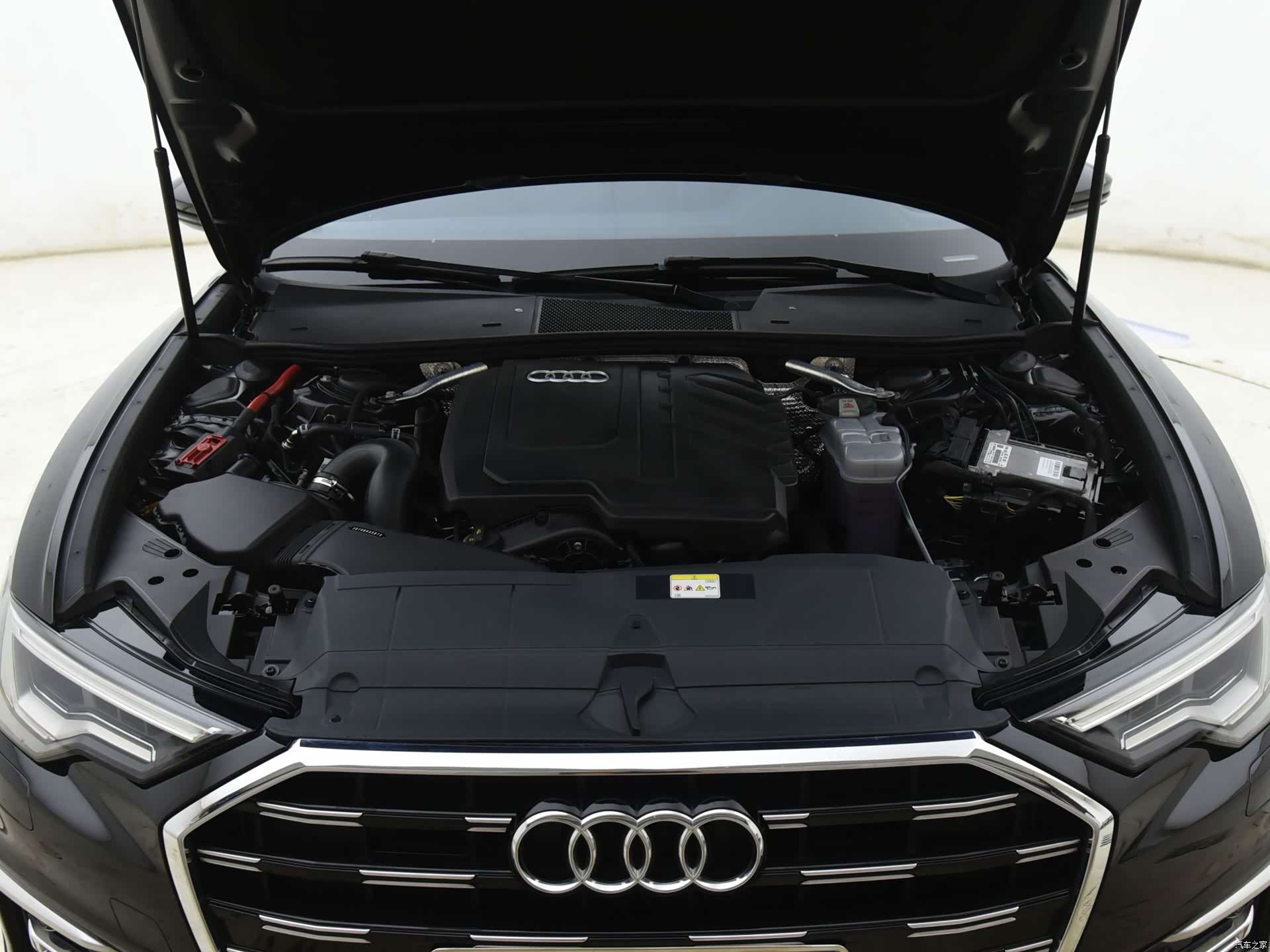 Audi A6L, 2024 13