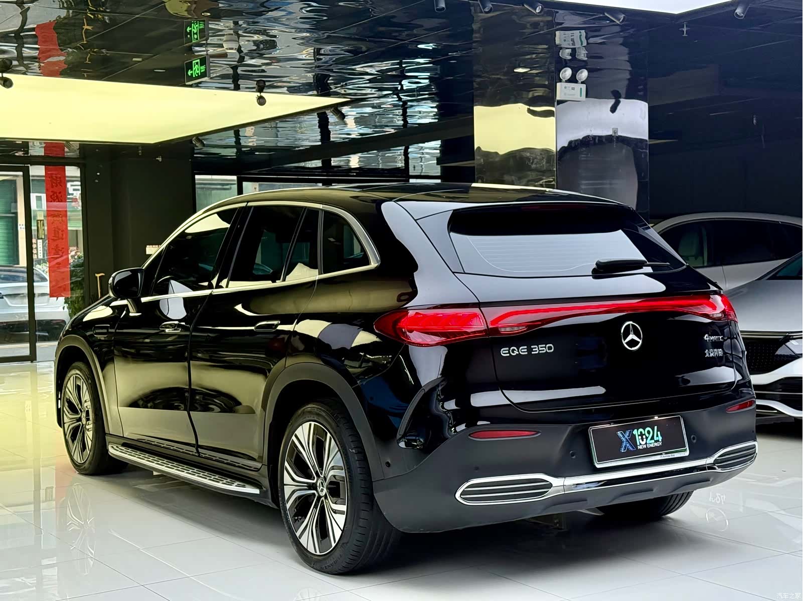 Mercedes-Benz EQE, 2023 17