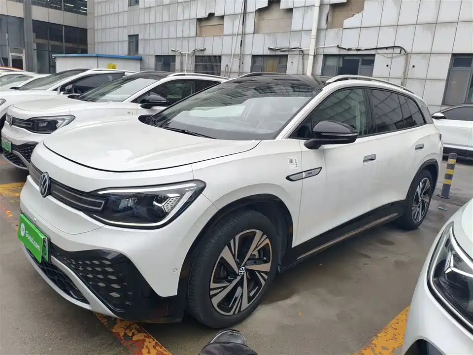 Volkswagen ID.6 CROZZ