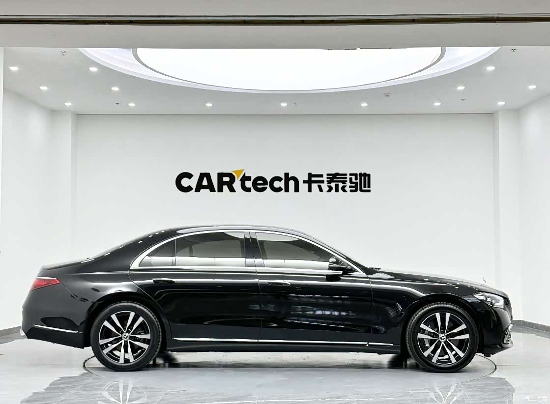 Mercedes-Benz S-Class, 2023 4