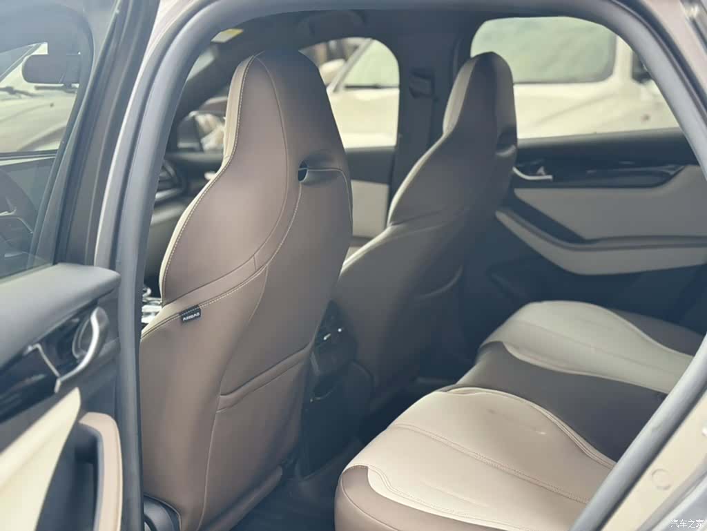 BYD Qin, 2024 12