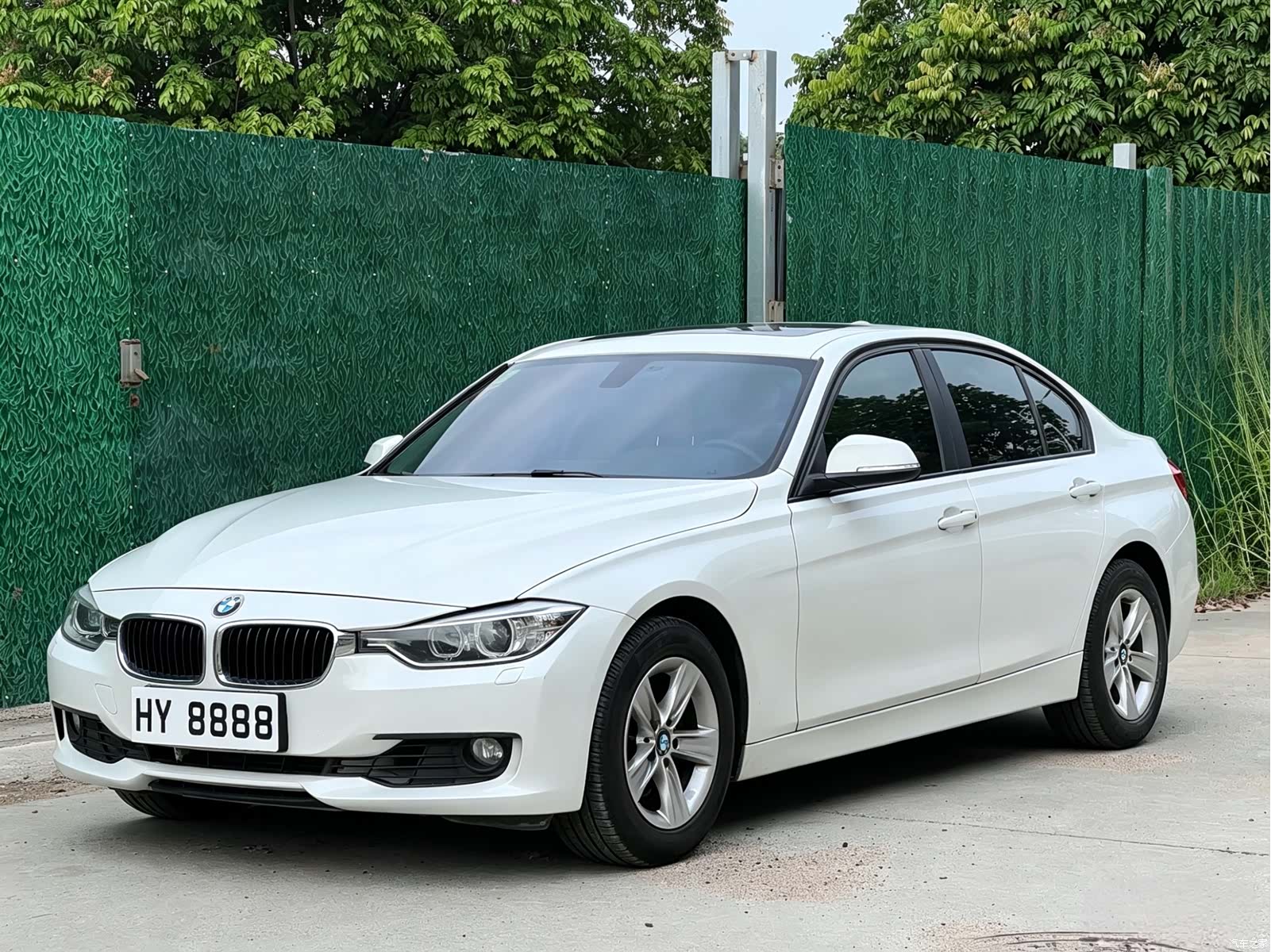 BMW 3 Series, 2013 1