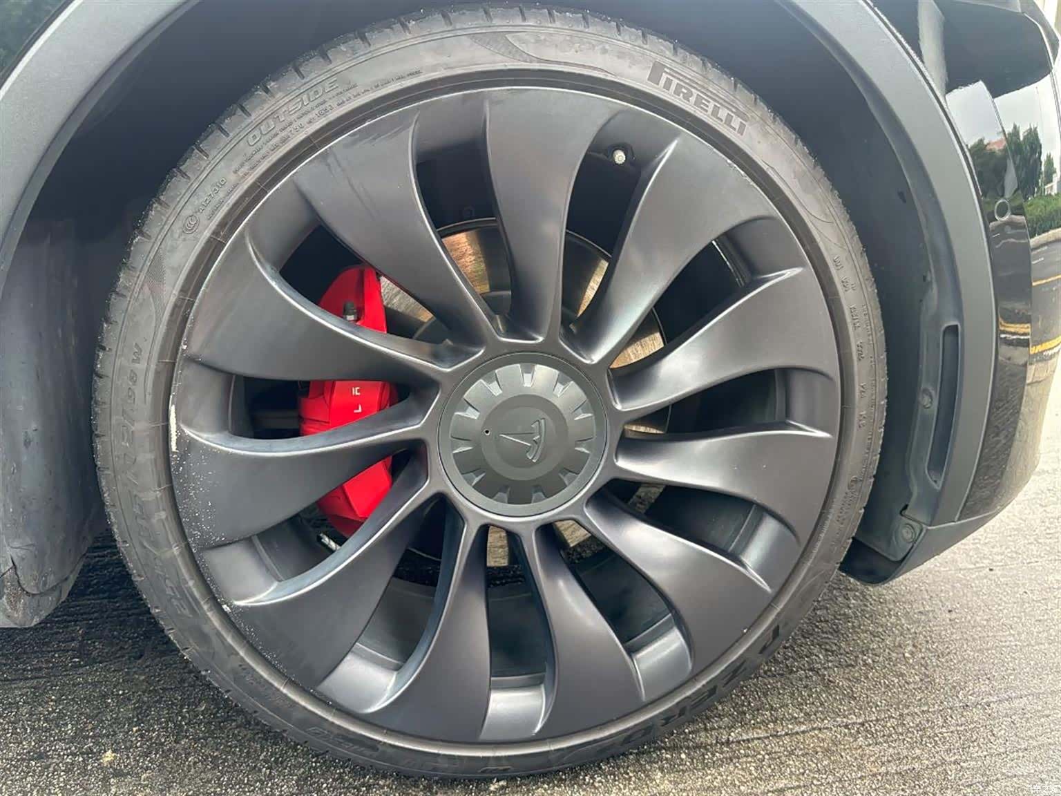 Tesla Model Y, 2021 11
