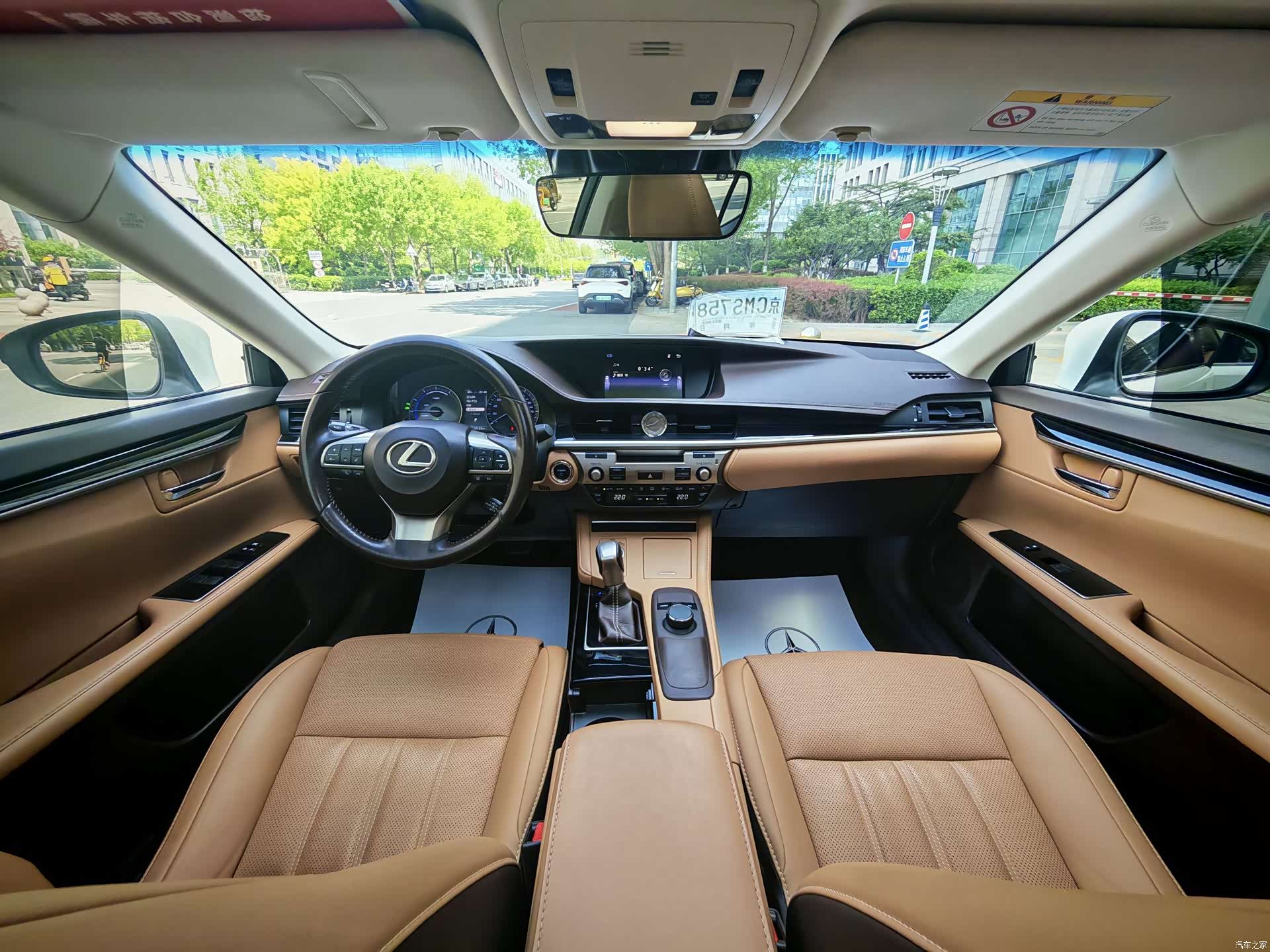 Lexus ES, 2018 19