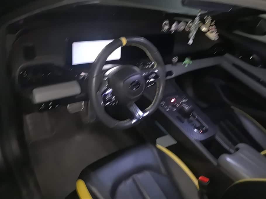 Trumpchi Shadow Leopard