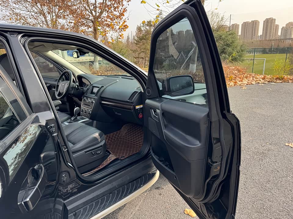 Land Rover Freelander 2