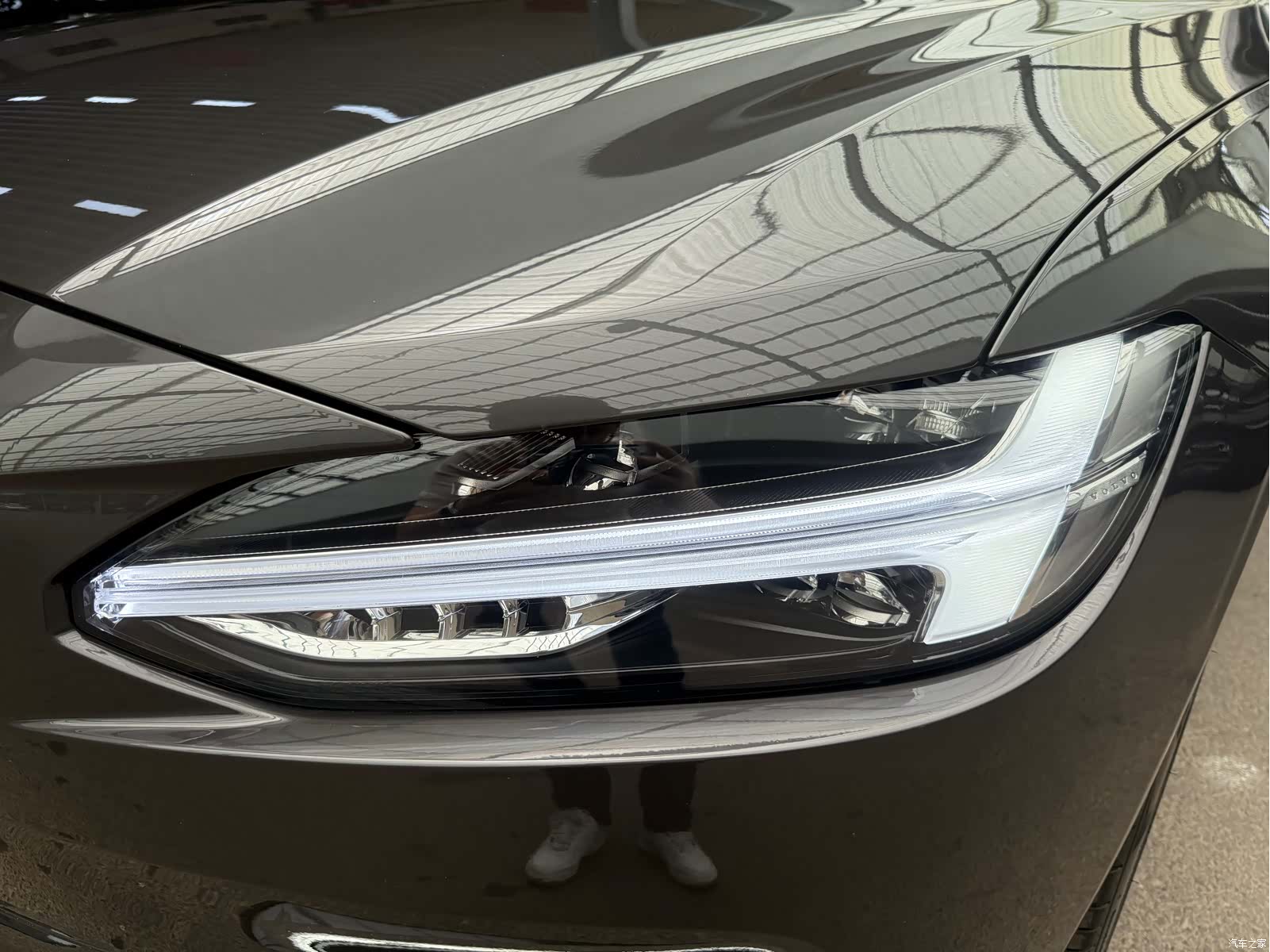 Volvo S90, 2023 4