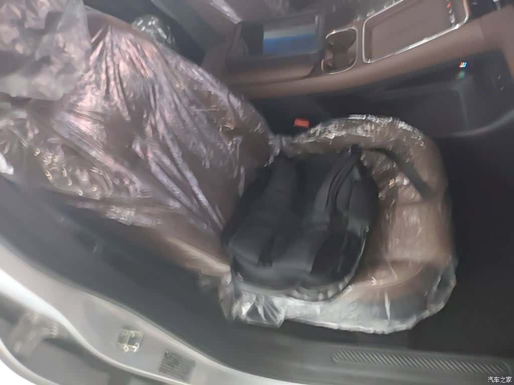 Wuling Starlight, 2026 25
