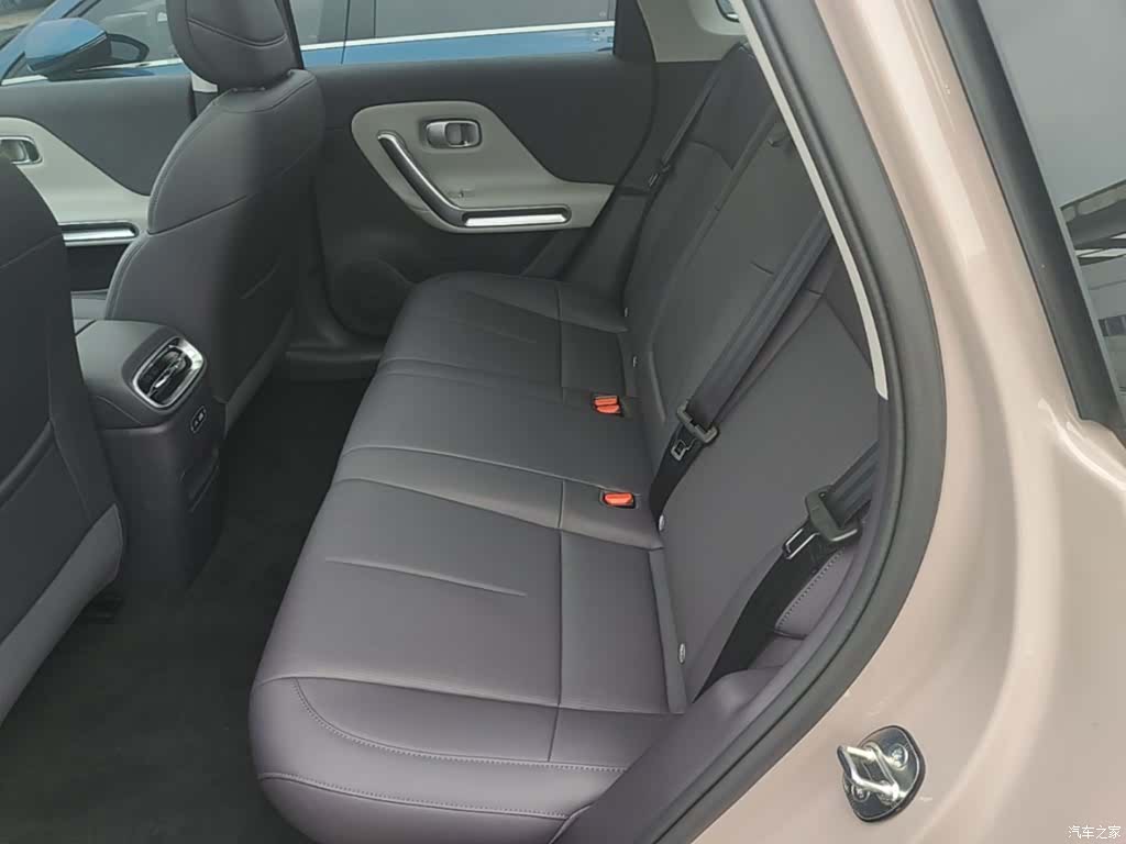 Leapmotor B01, 2025 17