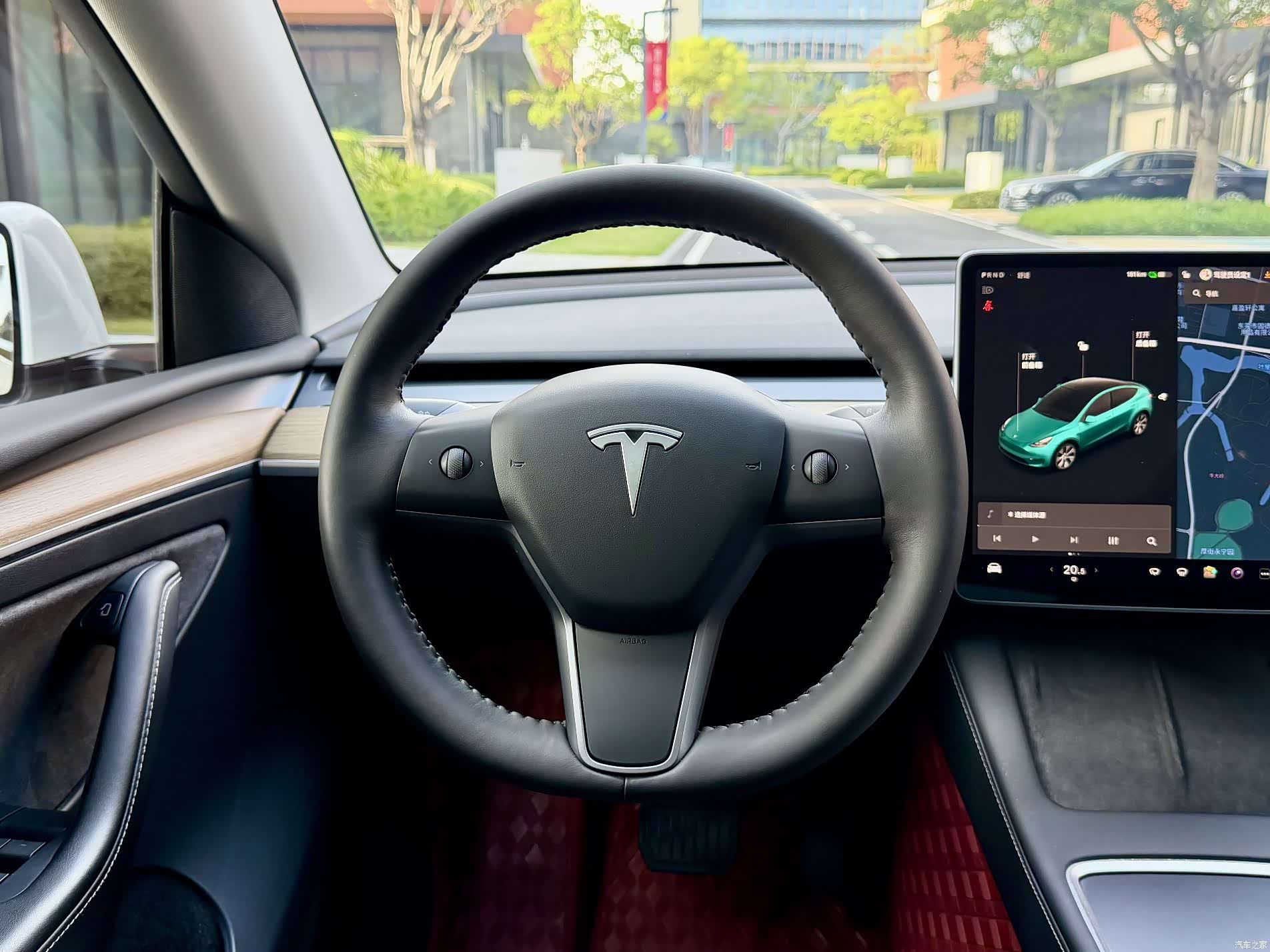 Tesla Model Y, 2022 16