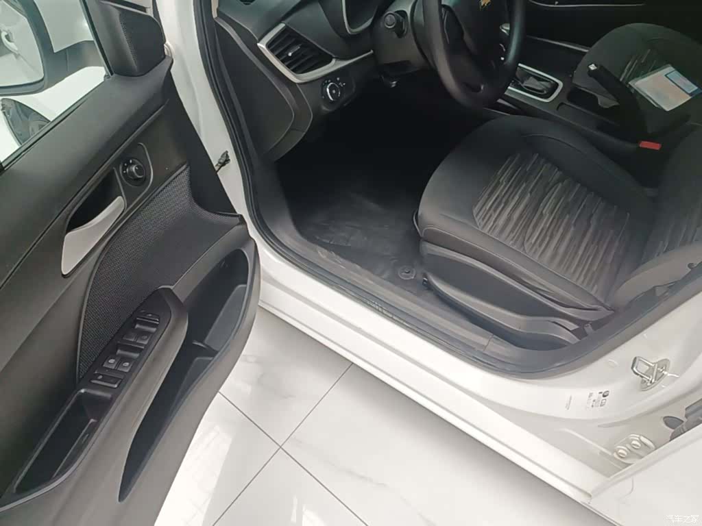 Chevrolet 320, 2018 16